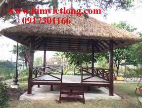 HUTS THATCHED GRASS ROOF